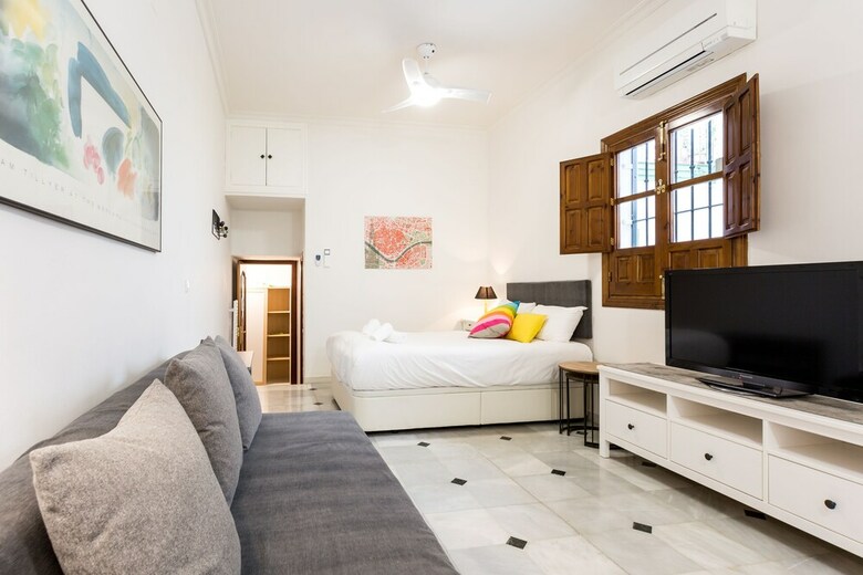 Apartamentos Holi-rent Estudio Ba�os