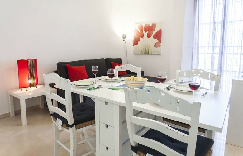 Apartamentos Conde Ibarra Central By Valcambre