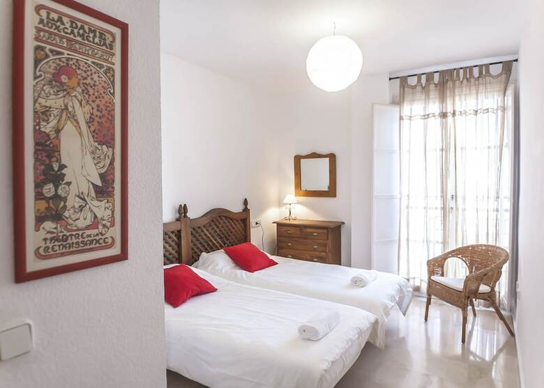 Apartamentos Conde Ibarra Central By Valcambre
