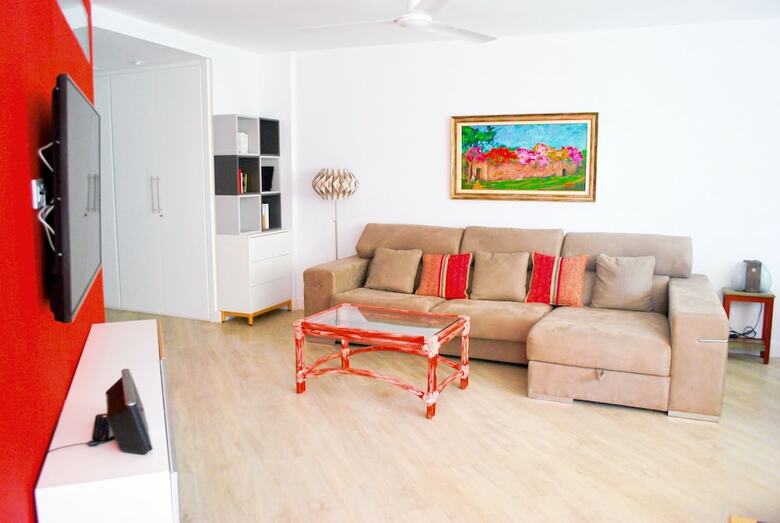 Apartamentos Living4malaga Reding 8