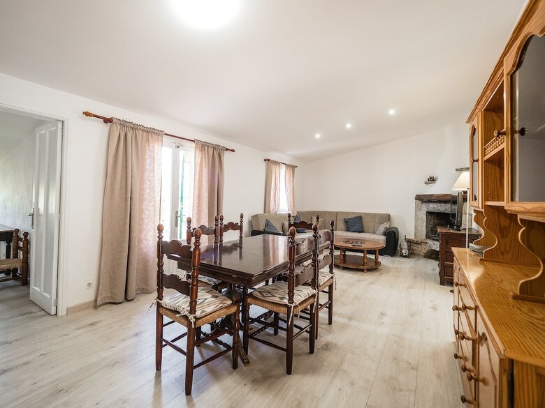 Apartamentos Can Cap De Bou By Alquilair