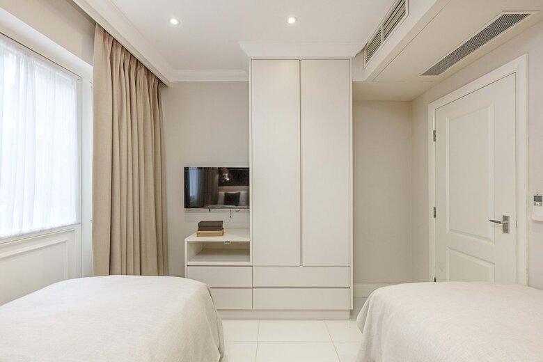 Hotel Ashburn Court