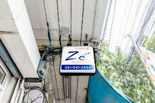 Ze Residence Bang Aor Station