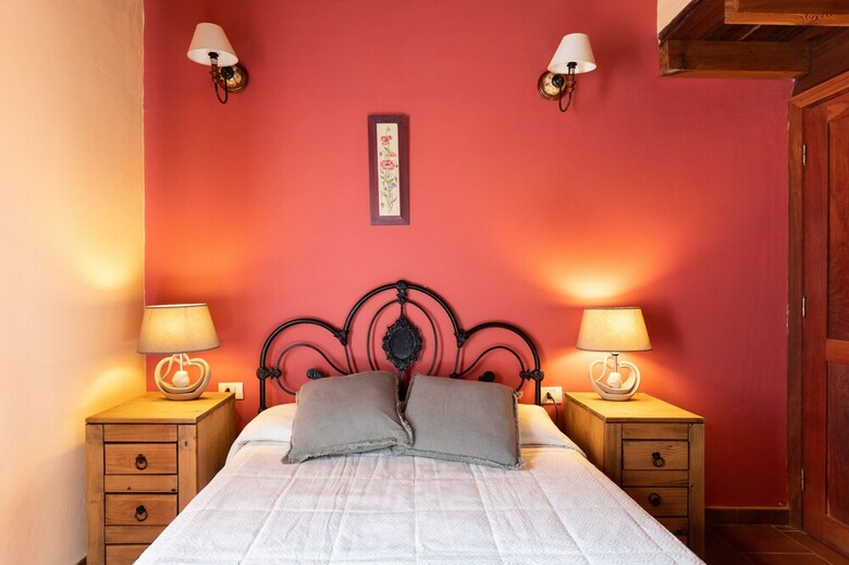Homelike Charming Rustic House El Pinar