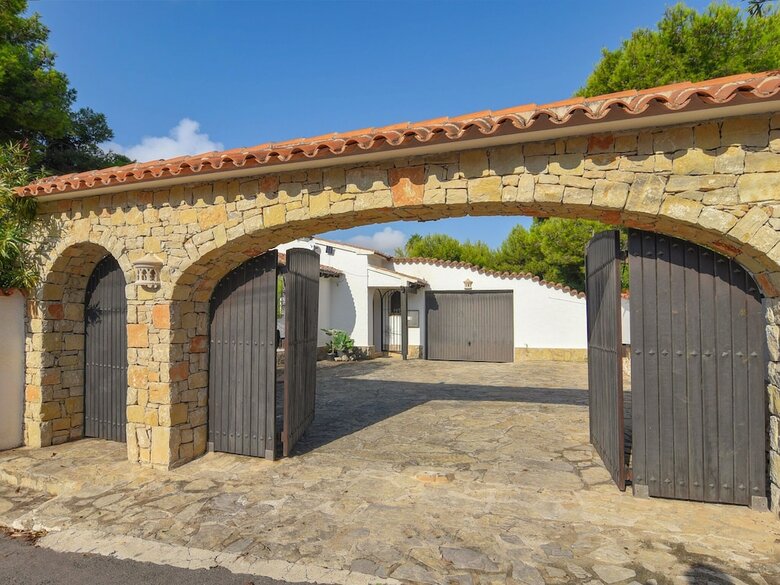 Modern Villa In Javea With Private Swimming Pool