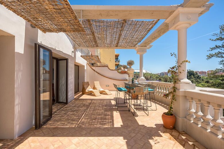 Apartamentos Solaga Veletta