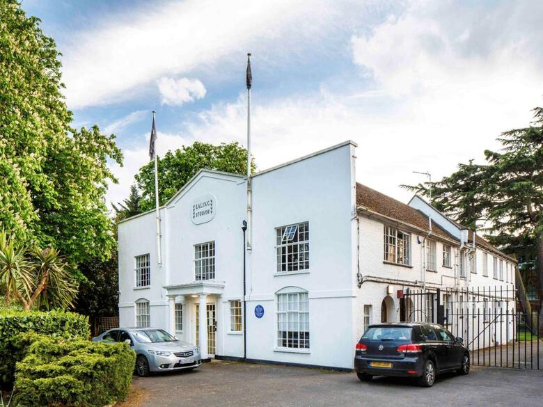 Hotel Ibis Styles London Ealing
