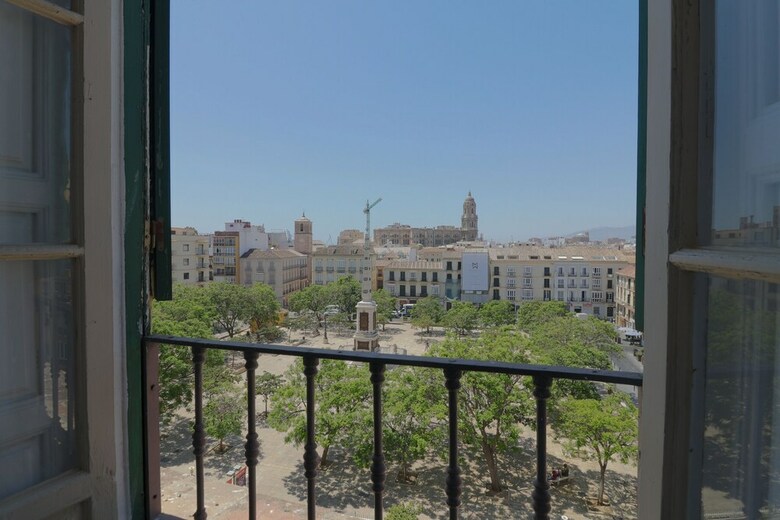 Apartamentos Cosy 7 Bedrooms In Plaza Merced