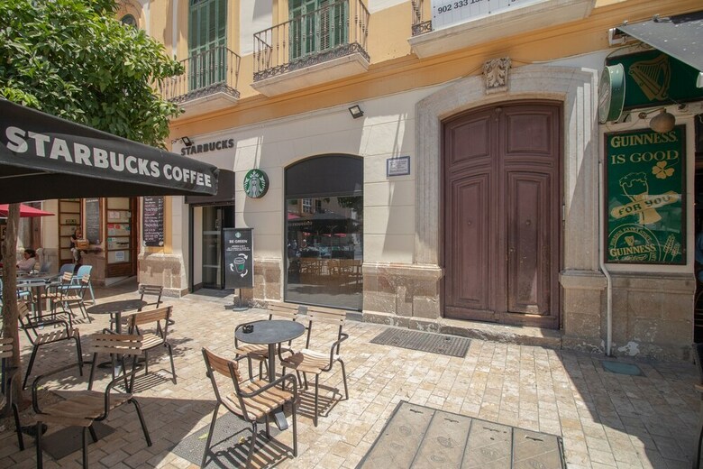 Apartamentos Cosy 7 Bedrooms In Plaza Merced