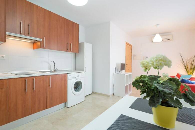 107404 - Apartment In Malaga