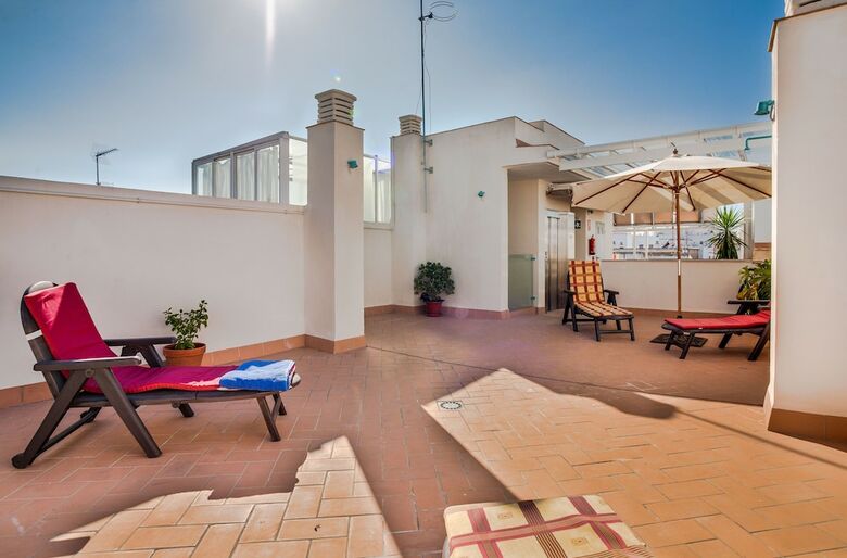 Apartamentos Eva Recommends Pureza V