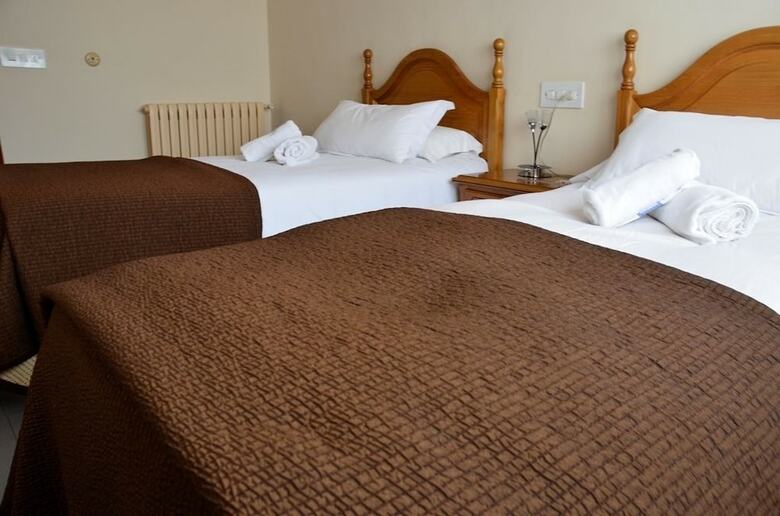 Hotel Los Ma�os