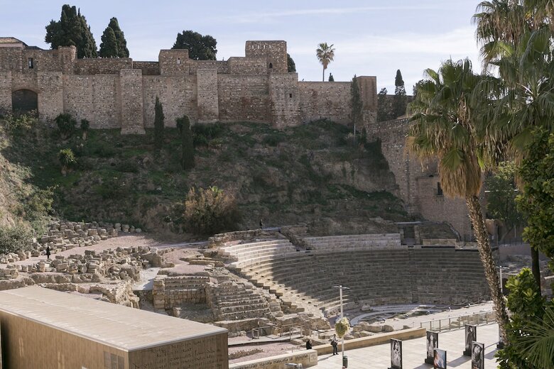 Apartamentos Teatro Romano 3 & 6