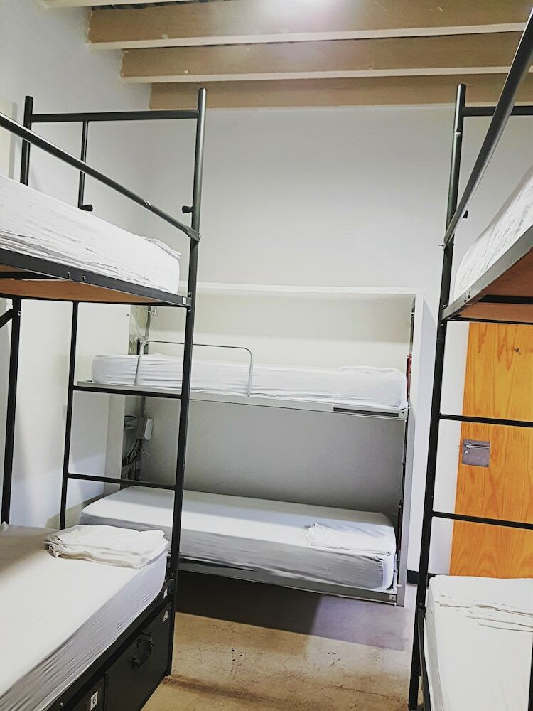Hostal Traveller Box Hostel