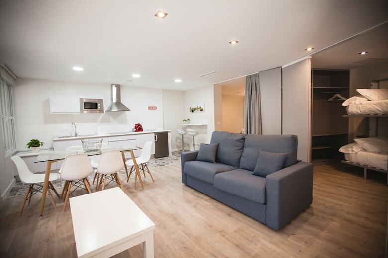 Apartamentos Loft Celinda C�rdoba Estaci�n
