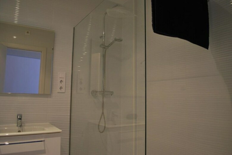 106627 - Apartment In Malaga