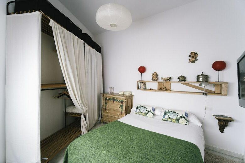 Apartamentos Eva Recommends Alberto Lista �tico