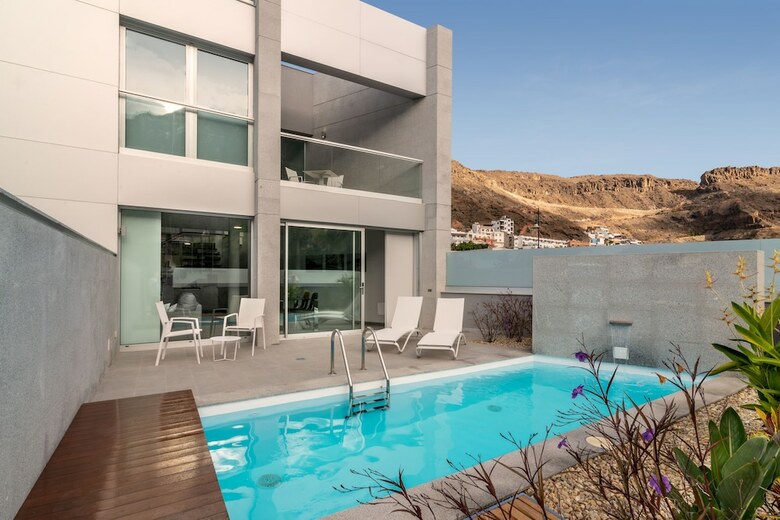 Apartamentos Cordial Mog�n Para�so