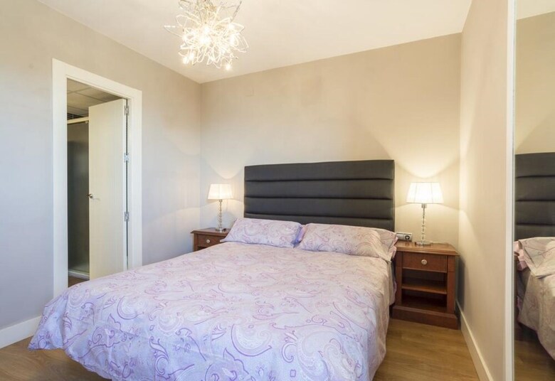 107382 - Apartment In Malaga