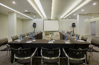 The Regency Apartment Hotel Menlyn