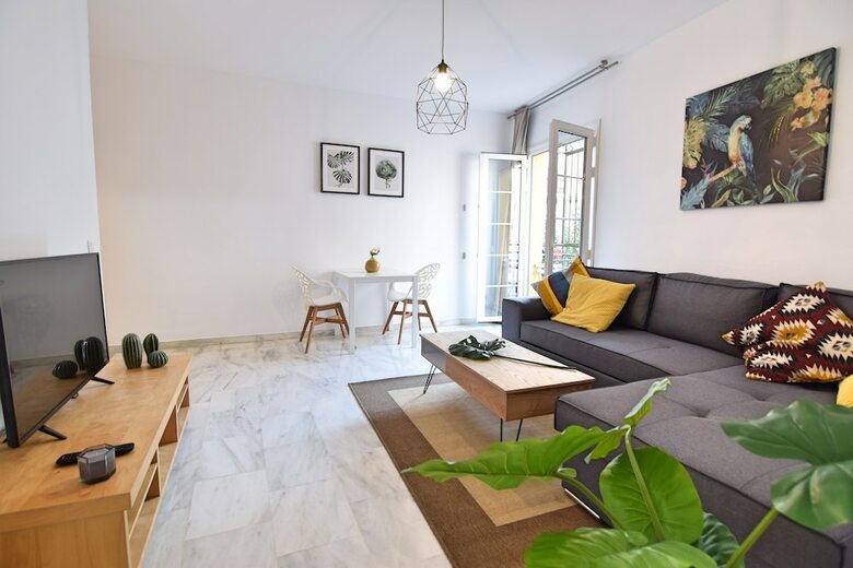 Caleta Homes - Apartamentos Tribuna