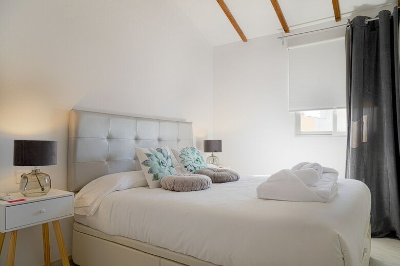 Caleta Homes - Apartamentos Tribuna