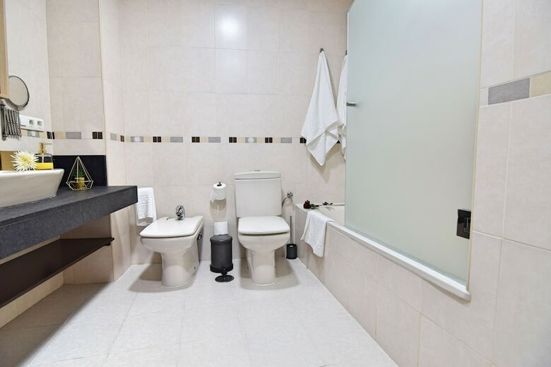 Caleta Homes - Apartamentos Tribuna