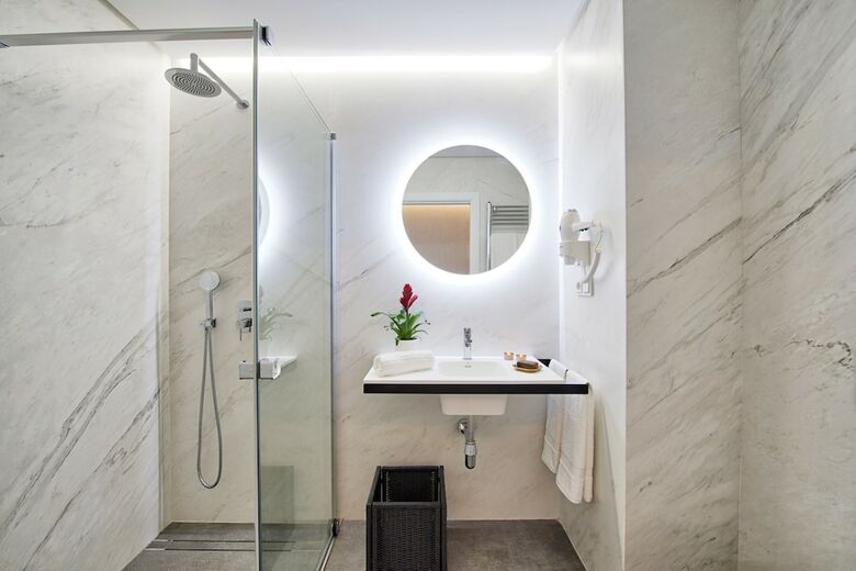 La Marine Luxury Apartments