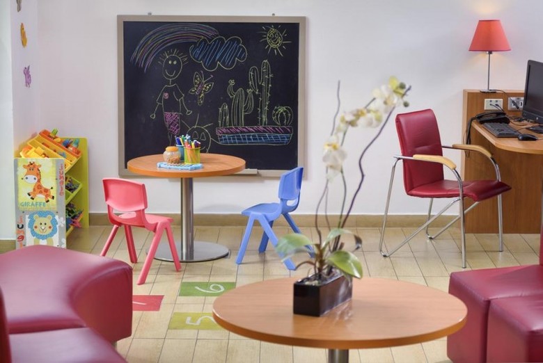 Hotel Ibis Santiago Manquehue Norte