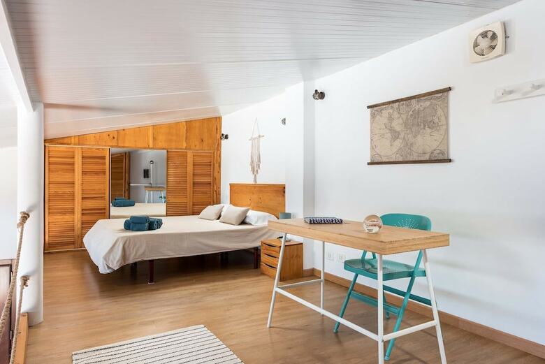 Apartamentos Luminous Loft Apt. �above� The Atlantic Ocean