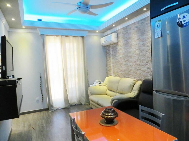 Apartamentos Malaga City Center2