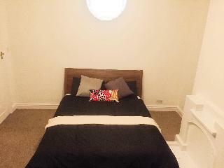 Hostal North London Cottage