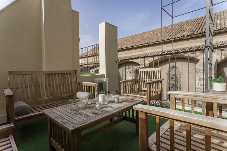 Richmond Apartments By Hoom