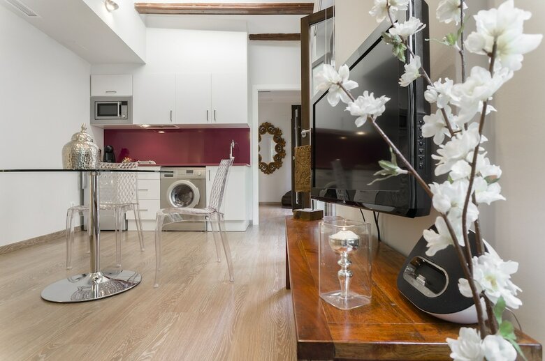 Richmond Apartments By Hoom