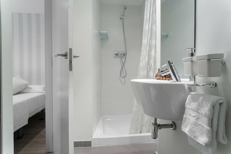 Richmond Apartments By Hoom