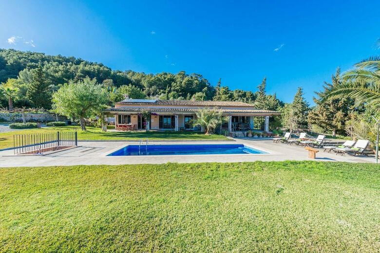 Villa Cladera