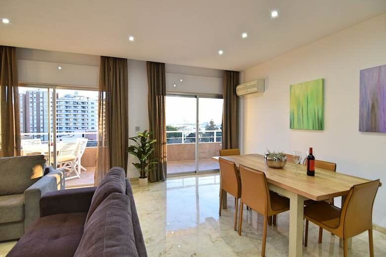 Apartamento Luxury Reding - Malagueta