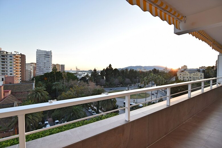 Apartamento Luxury Reding - Malagueta