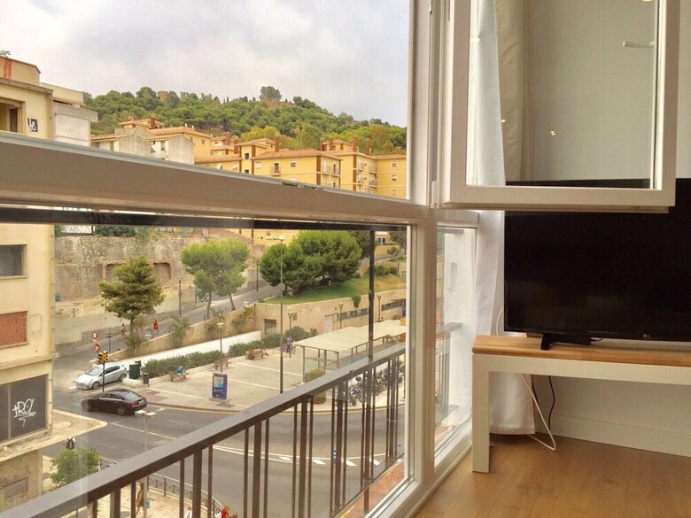 Apartamentos Ahro Suites Plaza Mar�a Guerrero 4