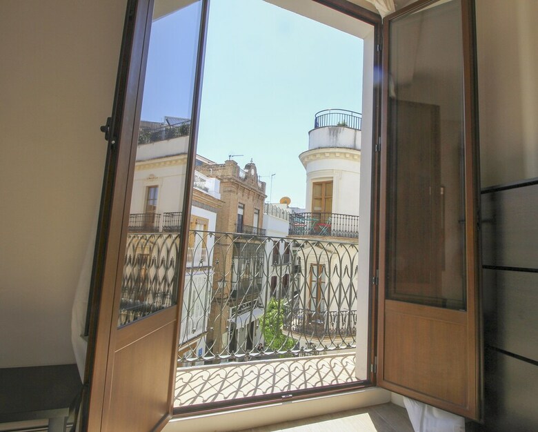 Deluxe Apartment With Giralda Views