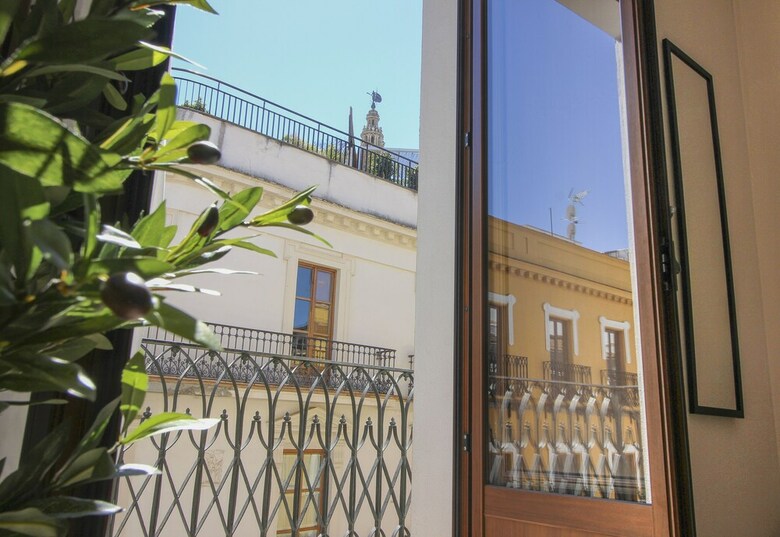 Deluxe Apartment With Giralda Views