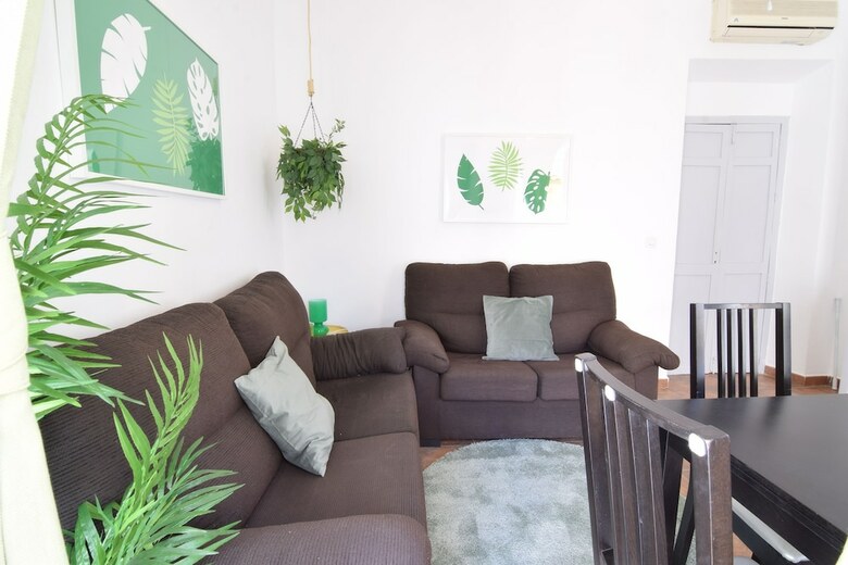 Apartamentos Letmalaga Cervantes