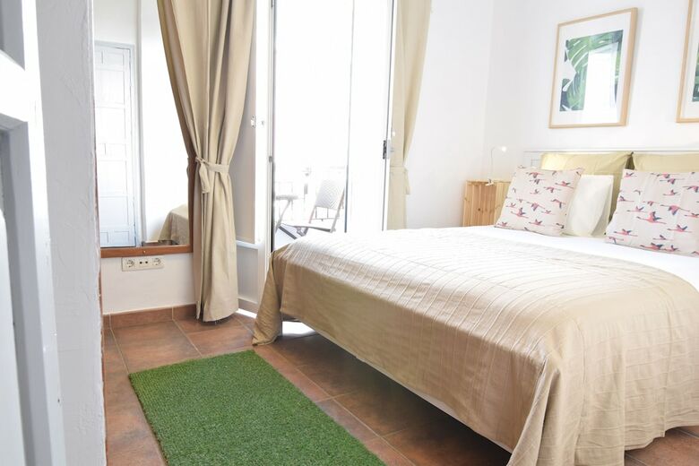 Apartamentos Letmalaga Cervantes