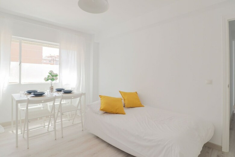 Brrand New 3 Bedroom Apartment By The Center
