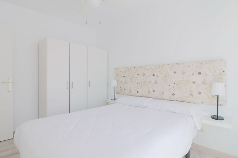 Brrand New 3 Bedroom Apartment By The Center