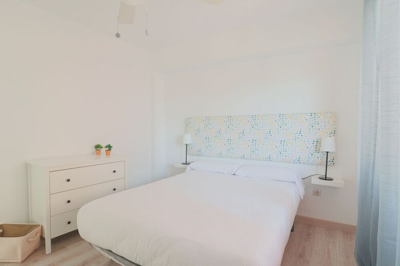 Brrand New 3 Bedroom Apartment By The Center