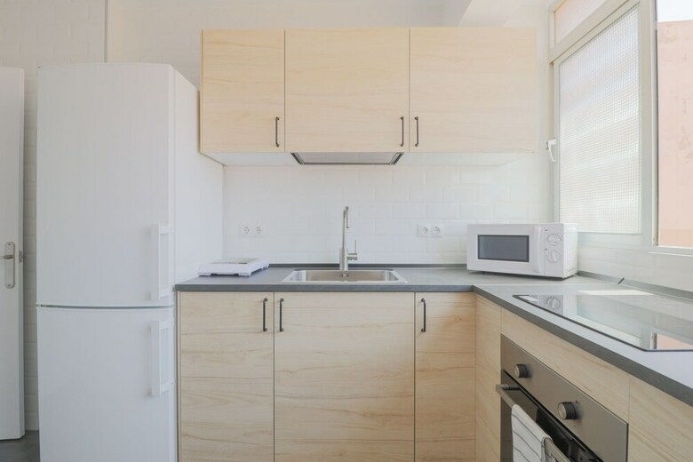 Brrand New 3 Bedroom Apartment By The Center