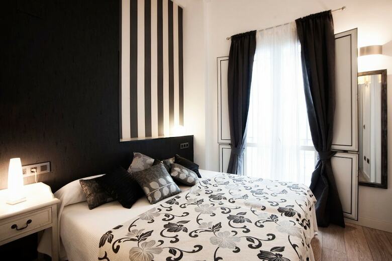 Apartamentos Singular Siete Revueltas