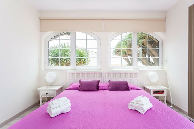 Cosy Apartment With Views