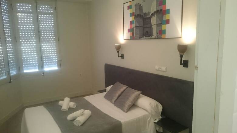 Pension Nwt Central Station Valencia